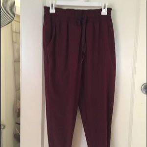 NEVER WORN Lululemon Jogging Pants